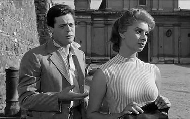 Шашты цензураға ұшыраған әйелдер Ericsson 29F5 теледидар схемасы